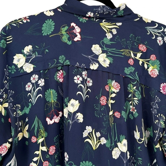 NWOT LOFT Women's Navy Blur Floral Long Sleeve Neck Tie Blouse in Size Large - Picture 8 of 8